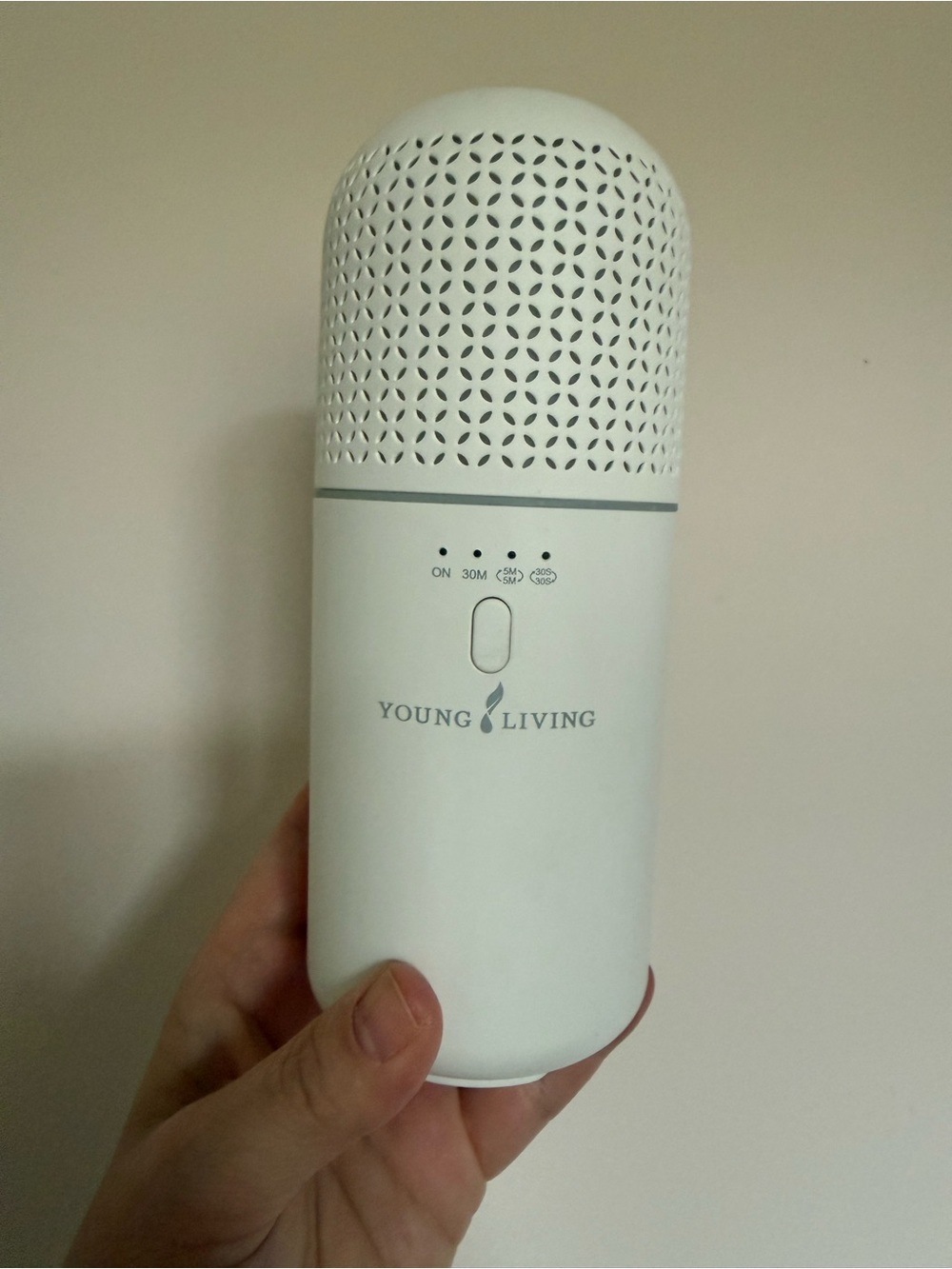 Young Living White Travel Aromatherapy Diffuser